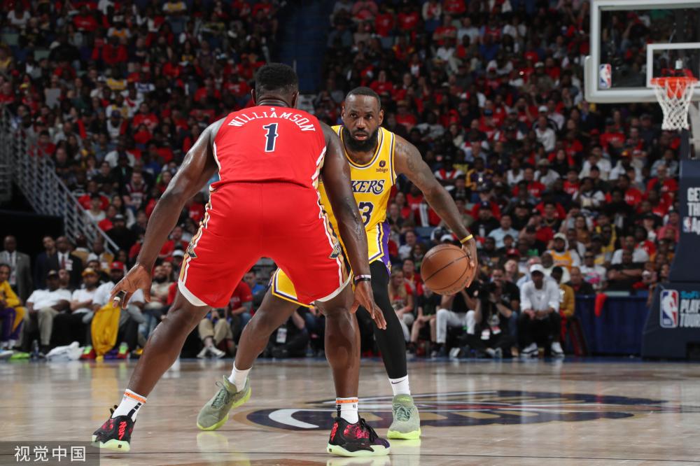 和队员们的 和队员们的