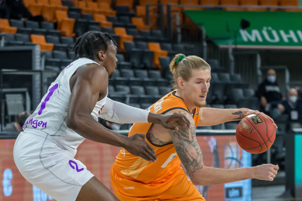 的杰出表现 的杰出表现